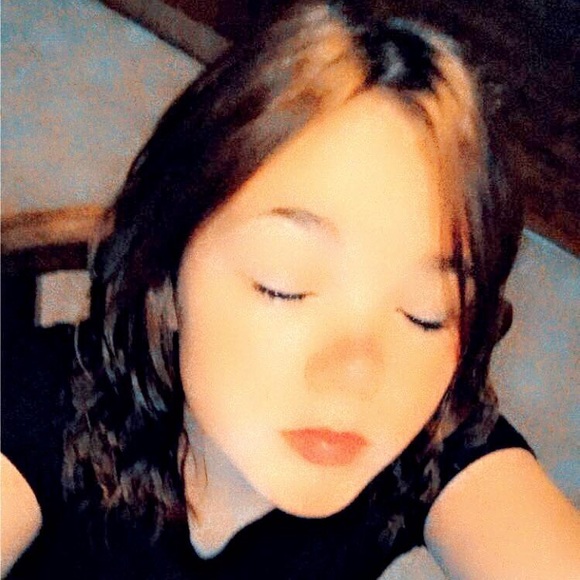 Meet your Posher, Alexis - Picture 1 of 1